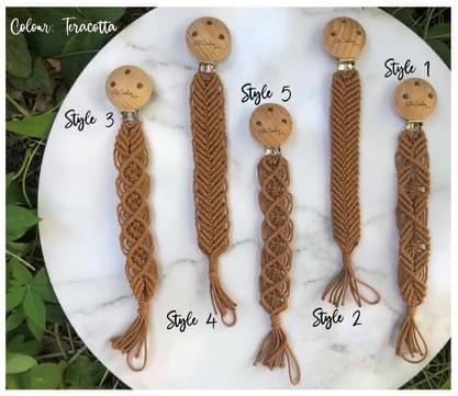 beautifully woven macrame dummy chain with wooden clip