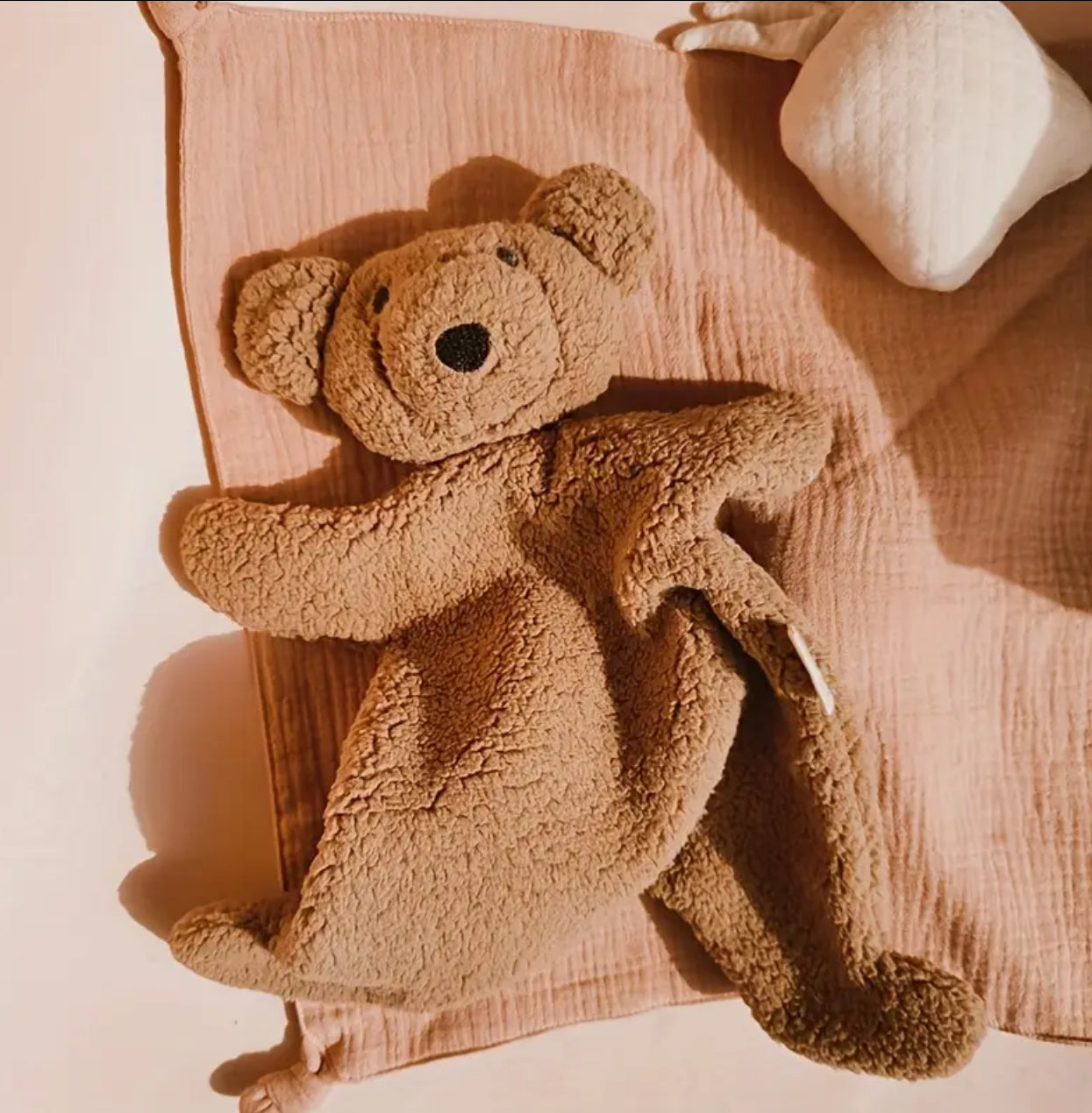 Snuggly Brown Bear Comforter